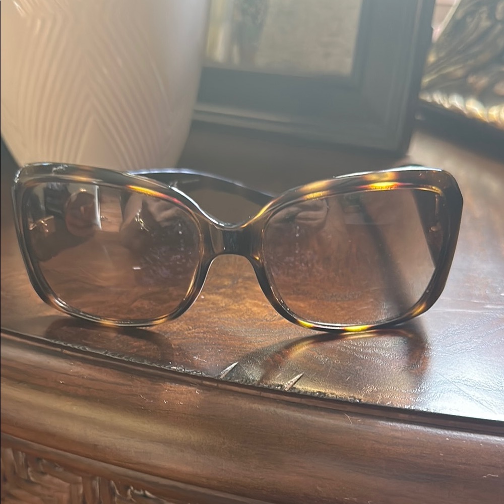 Tory Burch Brown Oversized Sunglasses